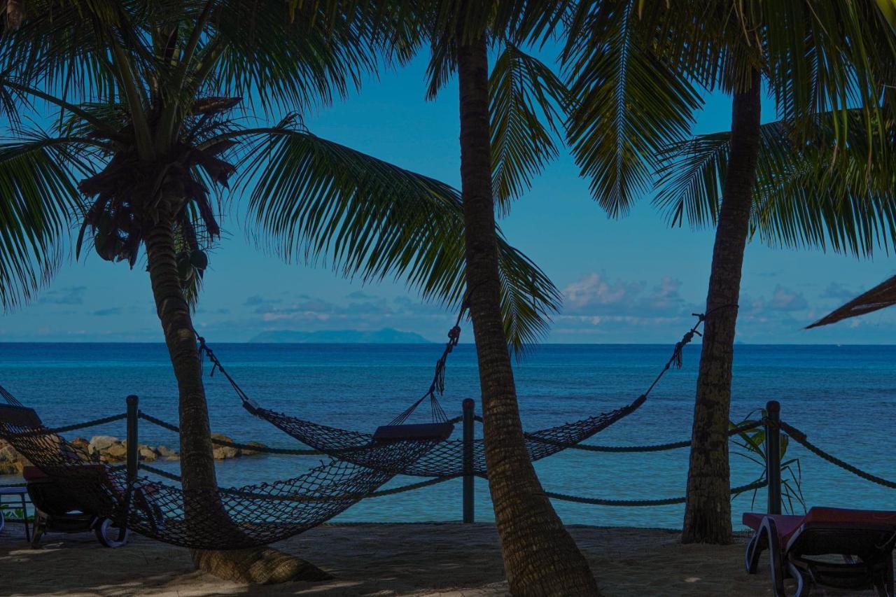 Anse Kerlan Beach Chalets Екстериор снимка