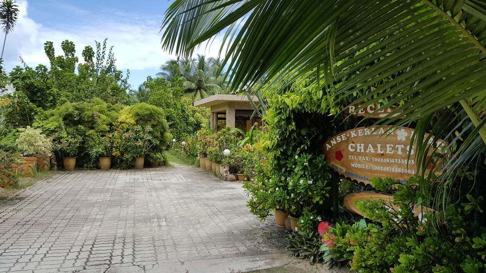 Anse Kerlan Beach Chalets Екстериор снимка